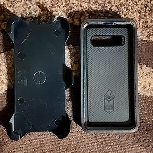 OtterBox S10 Defender Case With PopSocket